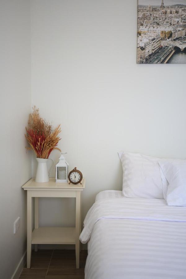 Apartamento Day Off House Chiang Mai Near Walking Street Exterior foto